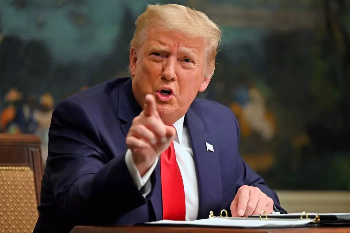 Trump 12 ülke vatandaşının ABD'ye girişini yasakladı
