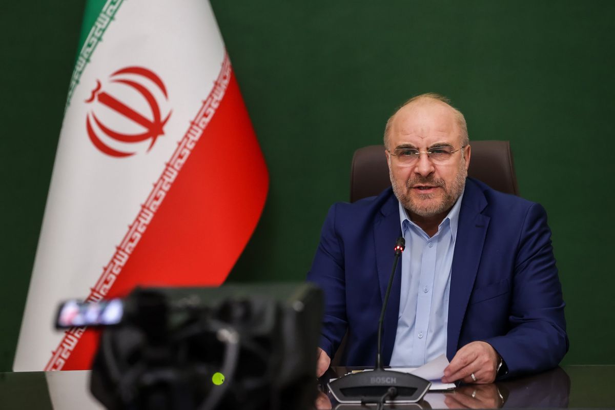 İran: Hürmüz Boğazı'ndan biz geçemiyorsak başkaları da geçemez