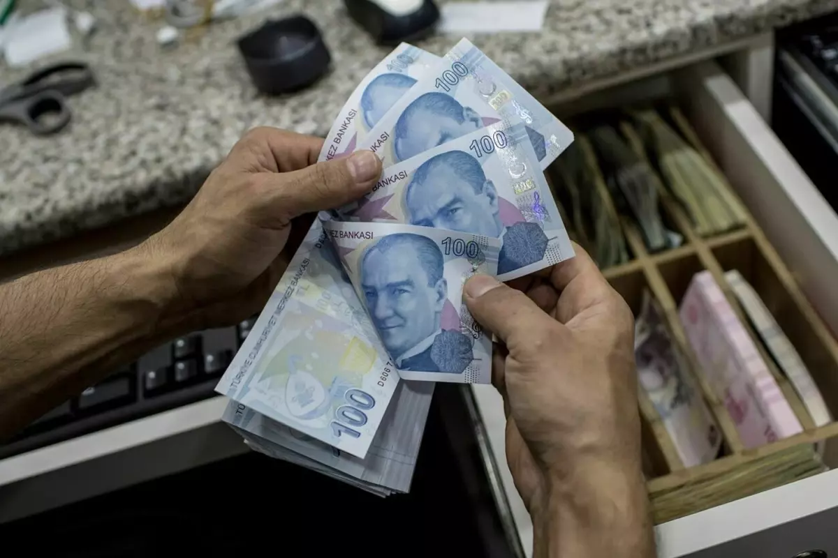 Polis, öğretmen, doktor! İşte Merkez Bankası'nın tahminine göre yeni memur maaşları