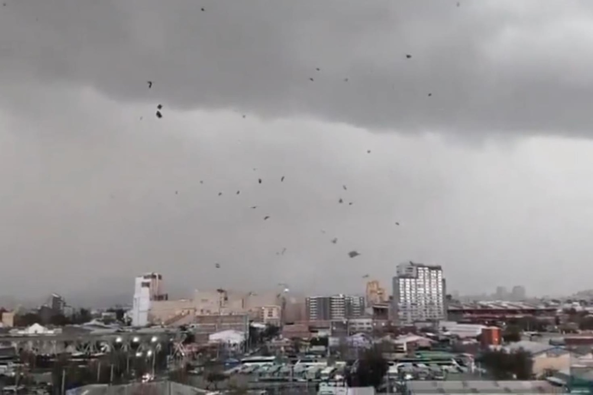 Şili'de kasırga faciası! Binaların çatıları uçtu, başkentte kırmızı alarm verildi